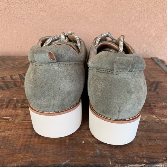 Vionic Ballari Lace-Up Oxford - Picture 4 of 9